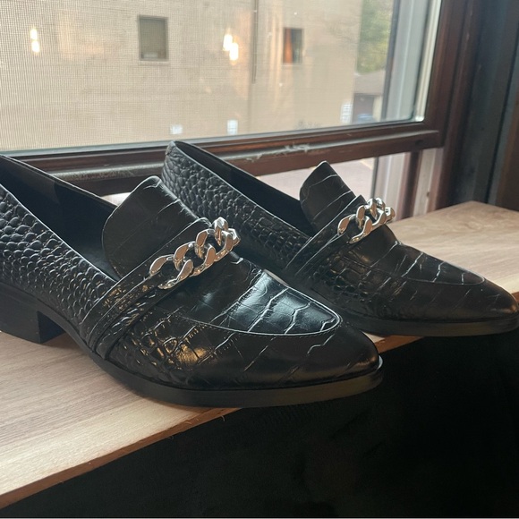 Tony Bianco Loafers Women’s Dress/Work Shoes sz. 8 - Picture 2 of 6